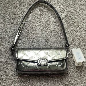 Tory Burch Metallic Purse!